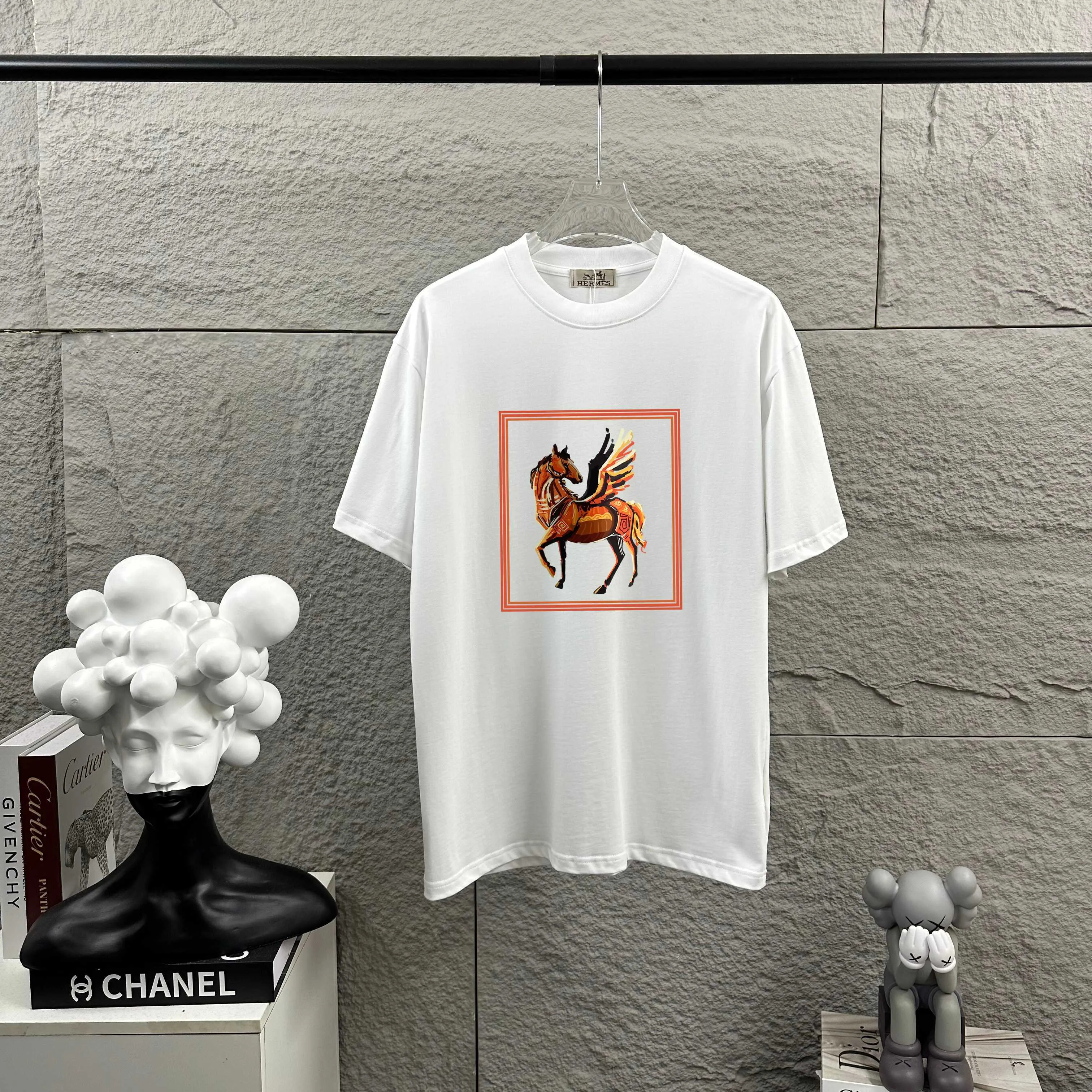 Herme* * 2026 New Arrival Classic Orange T Same Style ：Black White Size： S （90-130 ） M （120-150 ） L （140-165 ） XL （160-180 ） XXL （180-210 ）